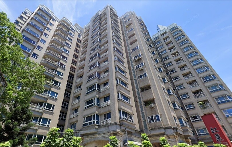 鄰近環狀線十四張站的大型社區「湯泉」為大台北地區稀有的溫泉宅。圖/翻攝Google Maps