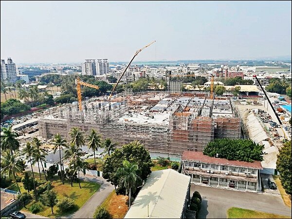 高雄榮民總醫院屏東分院正在興建中。圖／屏東縣政府提供