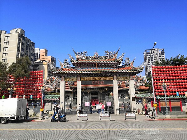 龍山寺（吳佳燕攝）