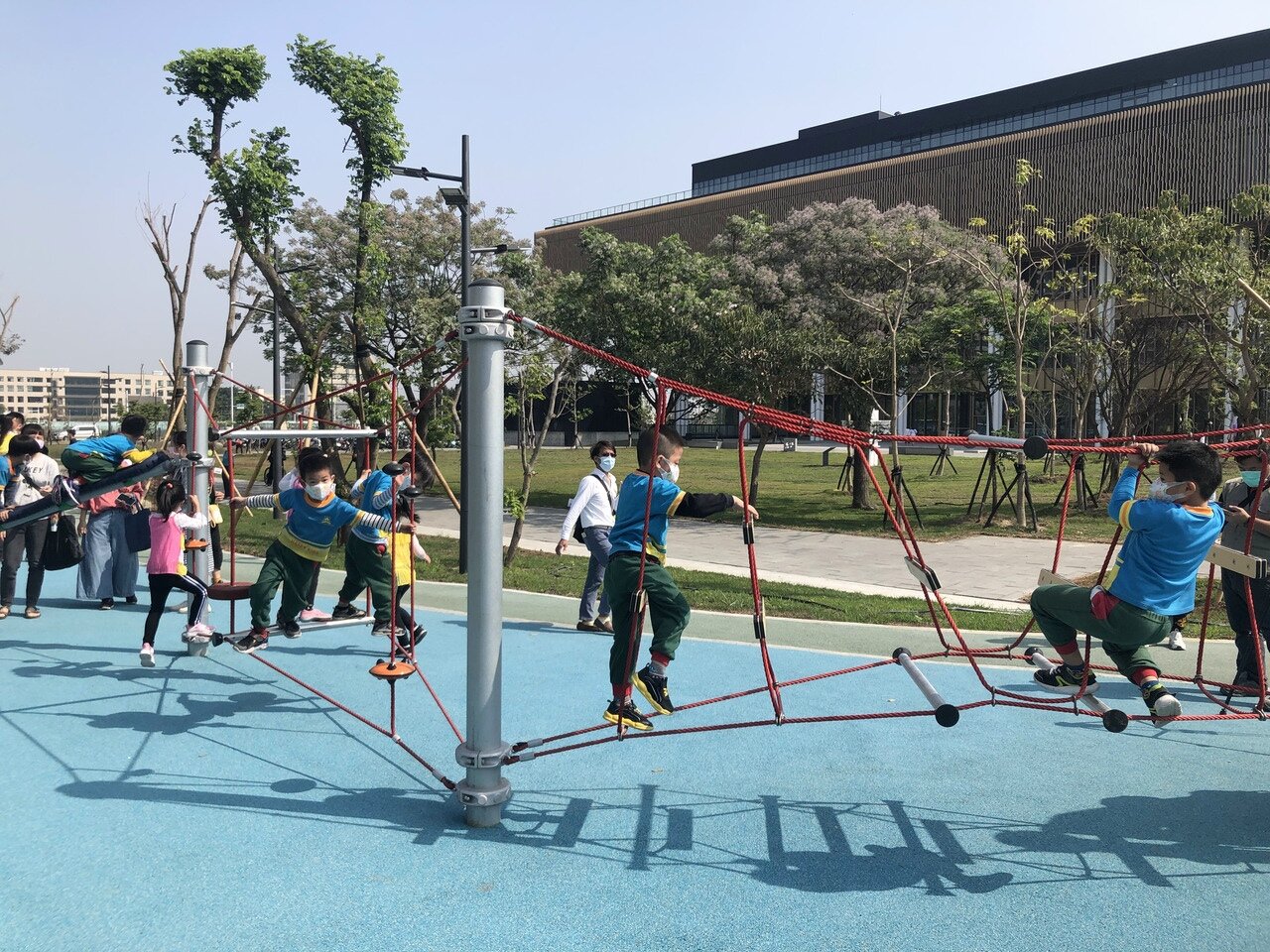 台南市立圖書館新總館旁「閱之森公園」今天啟用。圖/聯合資料照