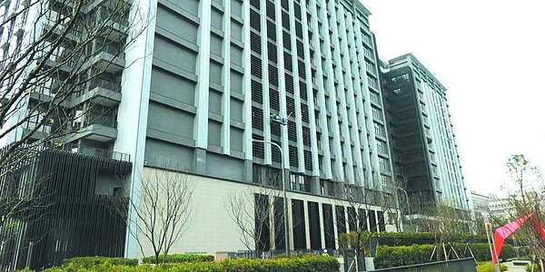 政策連番出手，「打住、沒打商」，多家大型建商今年布局購地和開發的重點，也轉移重心到商辦和廠辦。圖為「國揚矽谷」，快要完銷，即將交屋，國揚正積極加碼布局。圖／國揚提供
