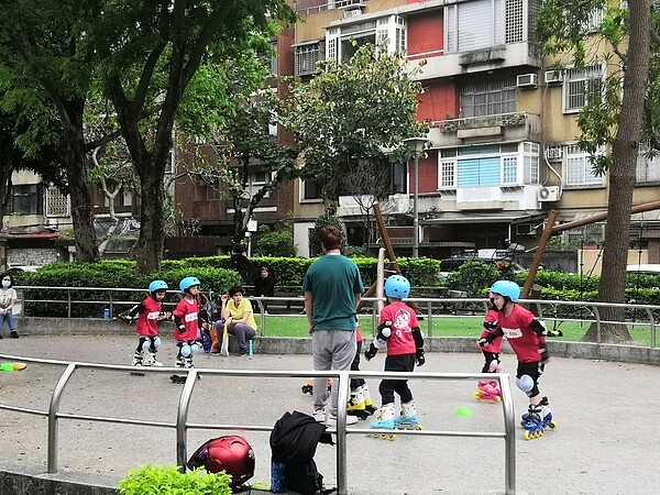 敦安公園溜冰場。圖／吳佳燕