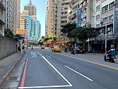 新北公車停靠區加長　先推4站點