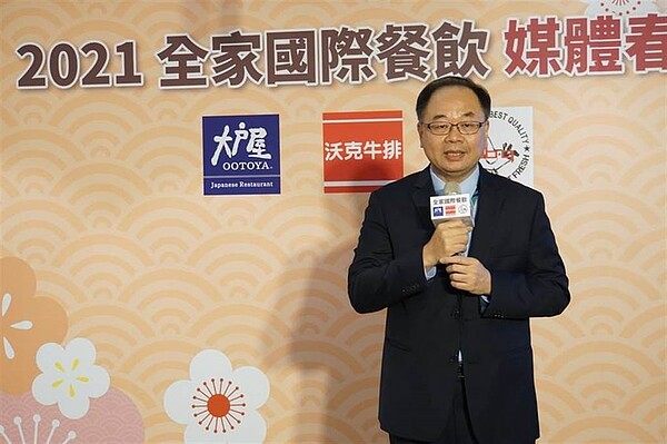 全家國際餐飲董事長吳勝福表示,力拚3年內品牌6家、店數破百、展店百家、營收翻倍成長,若能達標則啟動IPO計畫。攝影/姚舜