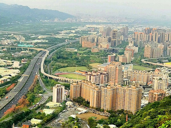 房仲調查發現,3月看屋量較1月還成長一成左右,顯示民眾仍積極看屋、尋屋,購屋意願強勁。圖/好房網News記者黃暐迪攝影