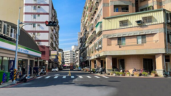 西屯區中康街至同榮路239巷打通後,通行更便利。圖/台中市政府提供