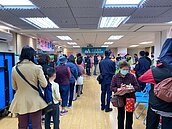 六合里慶元宵　好禮獎不完