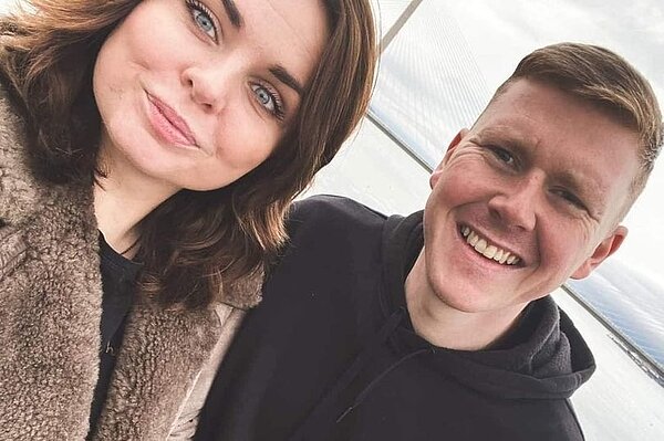 蘇格蘭媽媽凌晨起床跟小偷四目交接。圖/取自mirror