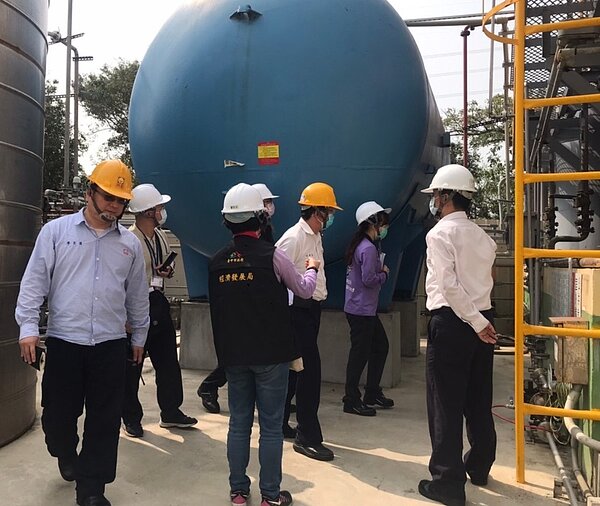 杜絕潛在風險,台中稽查工廠危險物品。圖/台中市經發局提供
