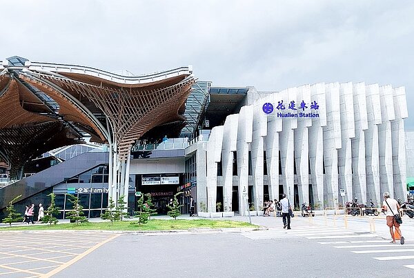 花蓮火車站。圖／永慶房仲網提供