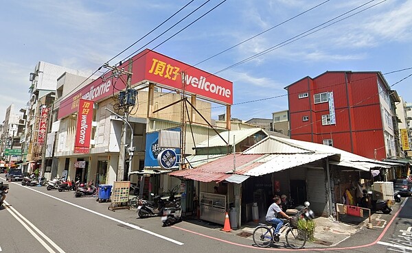 嘉義市出現一筆高價的透天厝交易,登記建坪僅有7坪,地坪330坪,價格高達1.6億元。圖/取自google maps