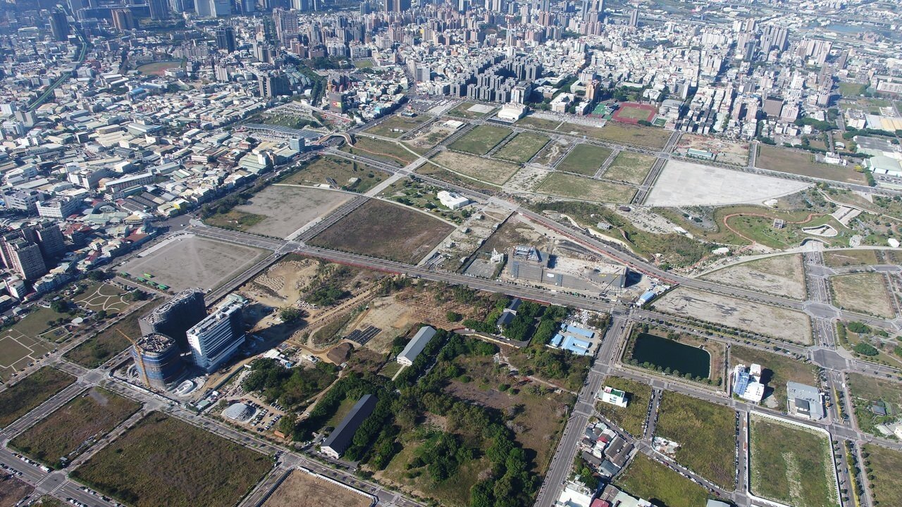 台中市地政局標售水湳、高鐵周邊土地,市府有信心可標出高價,挹注市政建設。圖/台中市新聞局提供