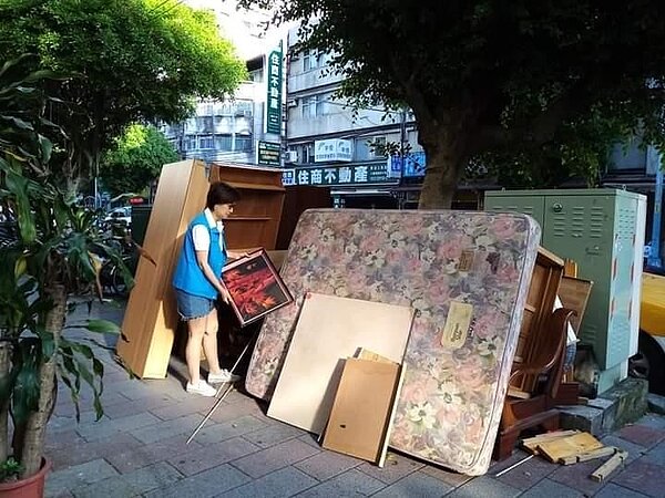 在愛心澆灌下，資源回收成果豐碩。圖／里辦提供