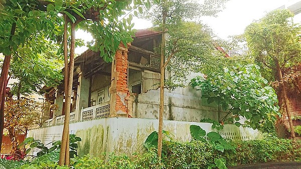 淡水木下靜涯舊居去年展開修繕,預計今年6月完工後將重新啟用,重現畫家故居風華。(新北市文化局提供/許哲瑗新北傳真)