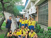 買二手鐵窗整修　小校省50萬