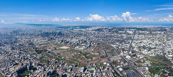 公共建設加持下，台中配餘地標售市場反應熱絡。圖／台中市政府提供