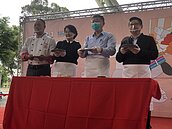 柯文哲：市場不能鼠竄、蠅飛　議員反諷