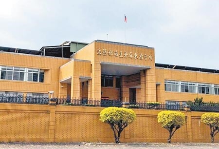 屏東縣犯下擄殺人妻案的55歲黃嫌目前收押在屏東看守所。(潘建志攝)