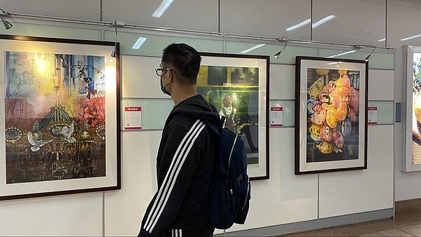 忠孝復興藝文廊作品。圖／王若茵