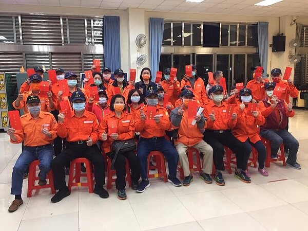 陳靜慧特別感謝巡守志工隊。圖／取自陳靜慧臉書