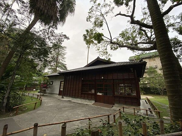 台北植物園內的南門町三二三。圖／王若茵攝