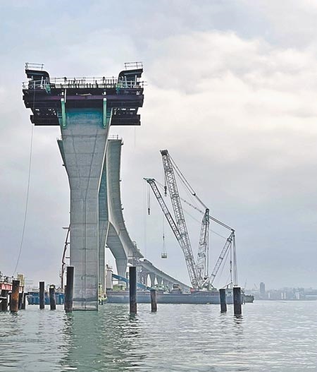 金門大橋未來完工通車後，金寧鄉將成為全島交通樞紐。（李金生攝）