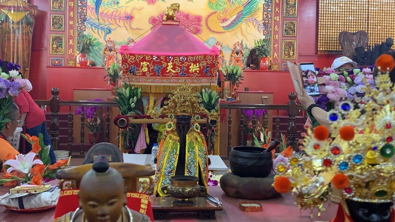 白沙屯媽祖10年前曾與六房媽相會,時隔多年再相逢,信徒表示「親眼見證另一種組合的雙媽會」是相當珍貴的隨香經驗。圖/聯合資料照