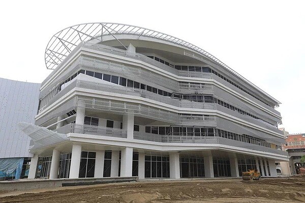 原本協定回饋供新北使用的「新北市協拍中心」空間將收回,文化部表示將協調其他回饋方案。圖/新北市工務局提供