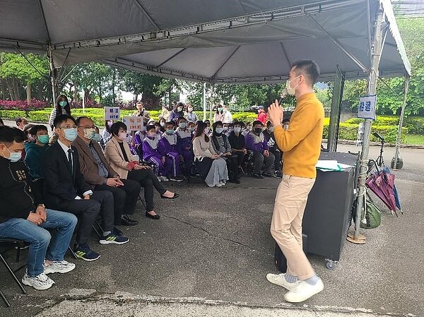 435時常舉辦各式藝文導覽活動。圖／林卓安攝