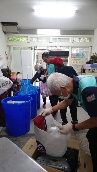 「民生疾苦」了然於心，絕不浪費地球的資源。圖／吳素蘭攝