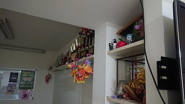 秀湖里里民所製作的手工藝品。圖／徐子為攝