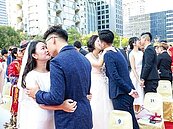 不生也不婚　首季僅2.8萬對結婚