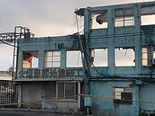 曾是國內大紙廠被拆剩一道牆　地震多走過的人都怕牆倒