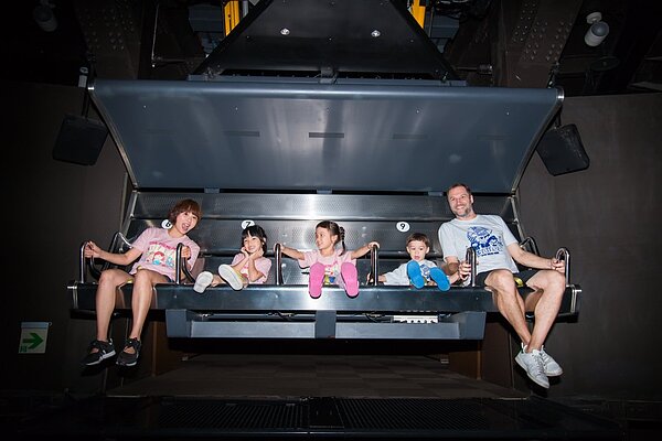 義大打造全台唯一飛行雙劇院。圖/義大遊樂世界提供