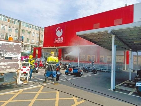 案1127足跡都在中壢地區，曾於4月27日傍晚前往「大潤發中壢店」購物。圖／中時資料照