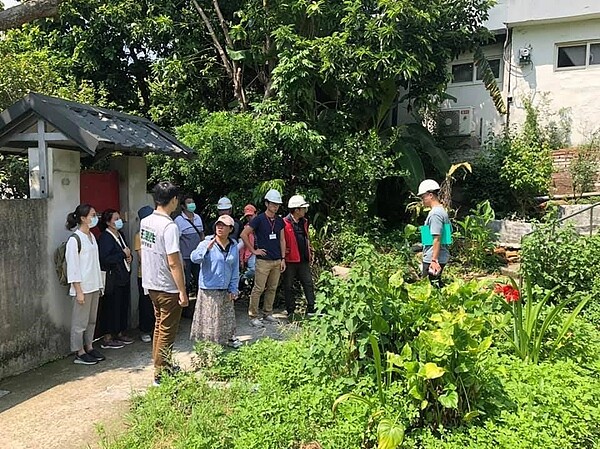 蟾蜍山聚落修復場勘。圖/擷取自李淳琳里長臉書