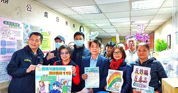 東村里長擔任里長不到一年的時間，卻對西新里有諸多整治、改善。圖/取自西新里的聊天室（台北南港）臉書