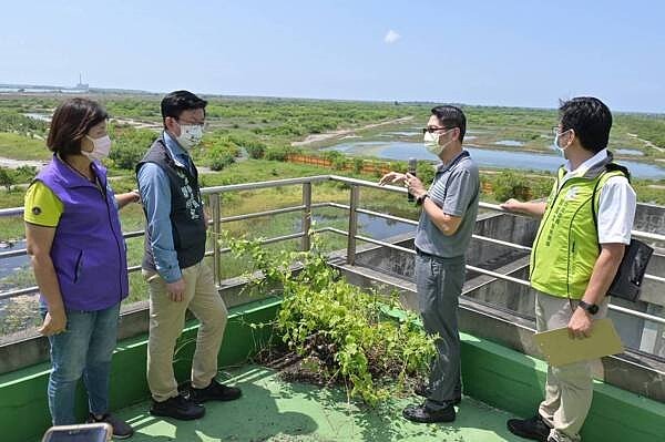 立委郭國文今天召集相關單位,針對台南大學七股校區廢止案,要求儘速完成行政程序並朝多元利用開發。圖/郭國文服務處提供