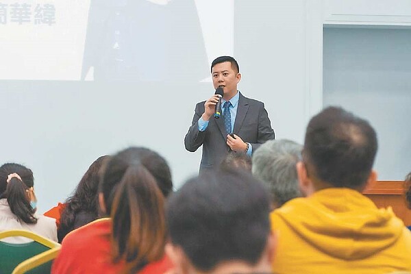 簡華緯強調，相較於雙北，桃園區周邊房市在價位、興建中的建設及人口等三項利多上，擁有巨大的優勢。圖╱業者提供