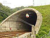 空飄物成高鐵隱憂　籲民眾共同維護安全