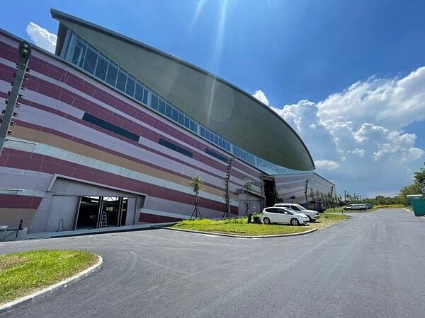 大台南會展中心已陸續完工,預計明年第2季開幕。圖/台南市政府提供