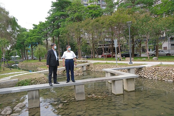 東興圳二期汾陽堂、公三、民俗公園竣工，成為都市中小森林。圖／新竹縣政府提供