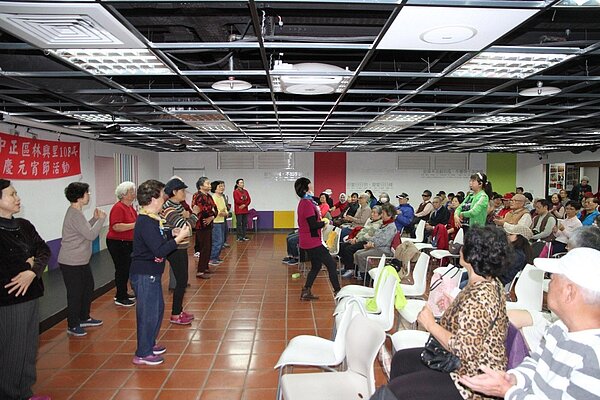 林興里里民慶生活動。圖/取自台北市中正區-林興里的你和我臉書