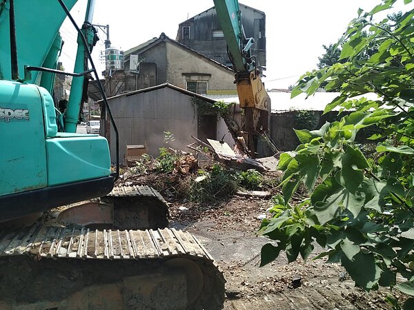 斬斷阿嬤級連結 彰化 豆干厝 私娼寮遭強拆老司機哀號 好房網news