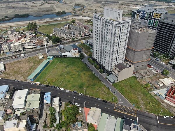 高雄大學一帶,土地價格節節上揚。圖/高雄市地政局提供