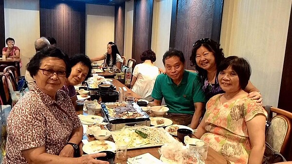 復勢里會定期舉辦睦鄰里民旅遊活動,以昇華里民的感情。圖/取自徐麗雲臉書