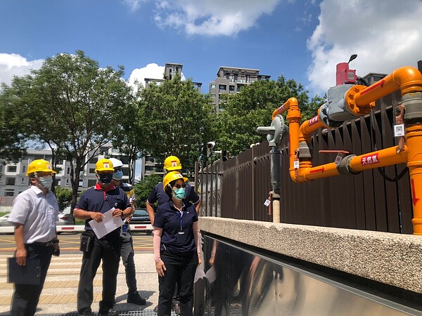 維護民眾用氣安全，中市府辦理天然氣事業年度查核。圖／台中市經發局提供