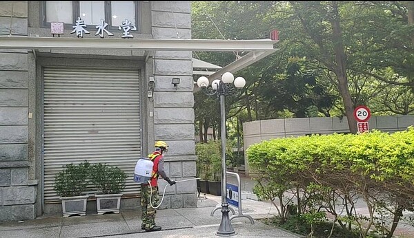 案16254曾於9月16日去過台中春水堂豐樂店,今日已停業進行清消。圖/台中市政府提供