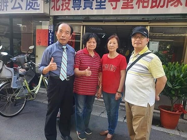 潘陳金娥與里民一條心。圖/潘陳金娥提供