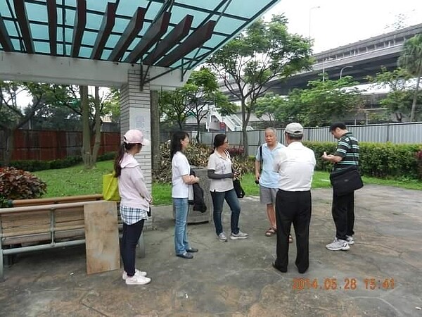 麥帥橋下規畫休閒運動設施。圖/里長提供